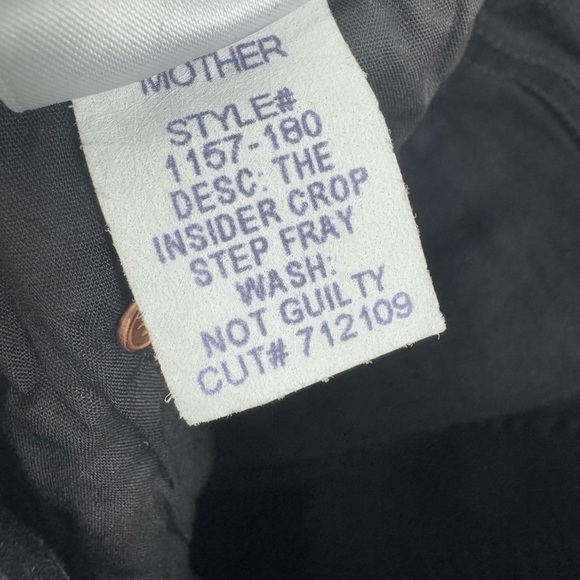 MOTHER THE INSIDER CROP STEP FRAY JEANS NOT GUILTY SIZE 25 B2470 - Picture 7 of 7